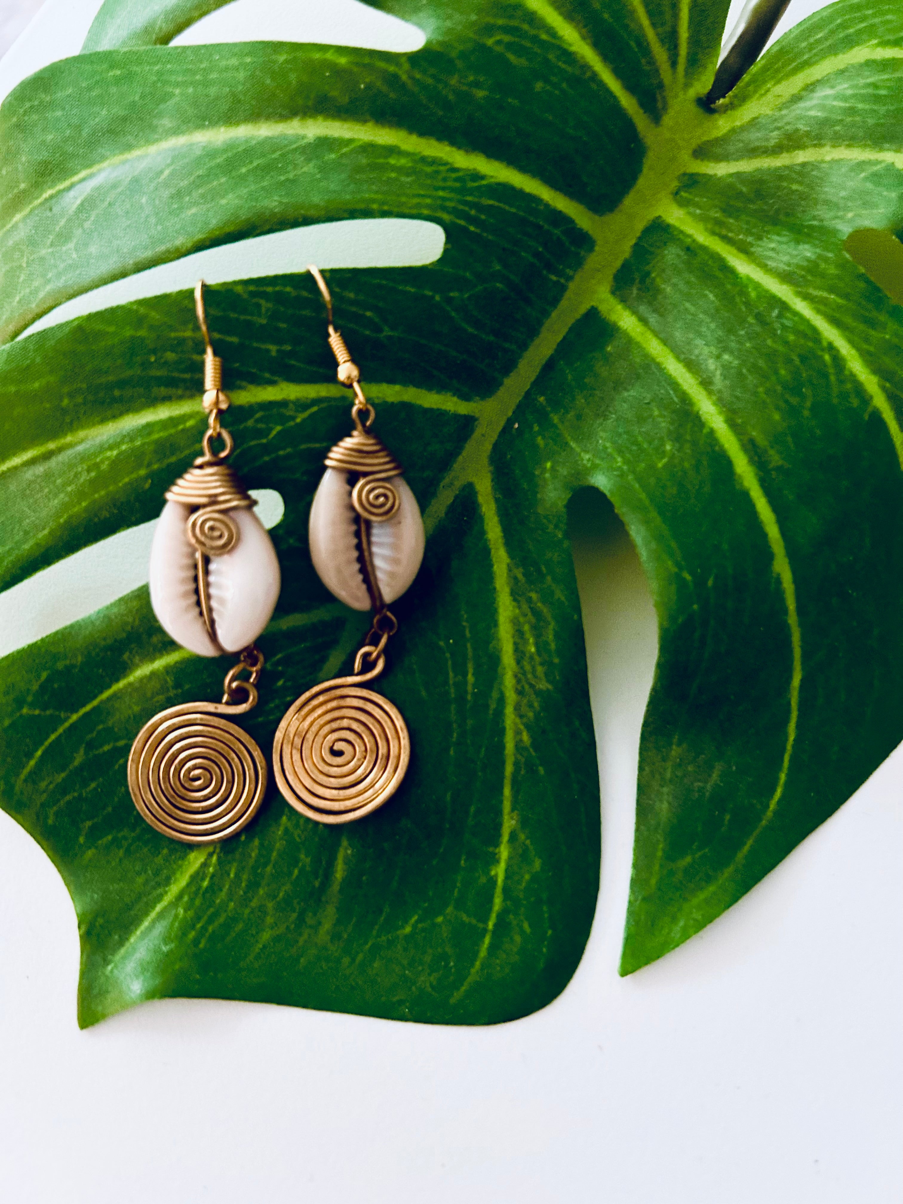 Brasss Shell Earrings